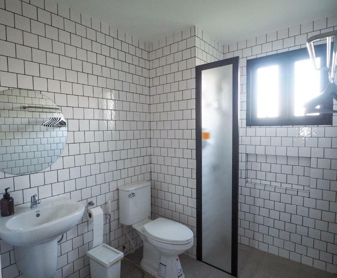 WIW mini hotel Bangkok Zewnętrze zdjęcie